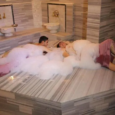 فندق Business Address *